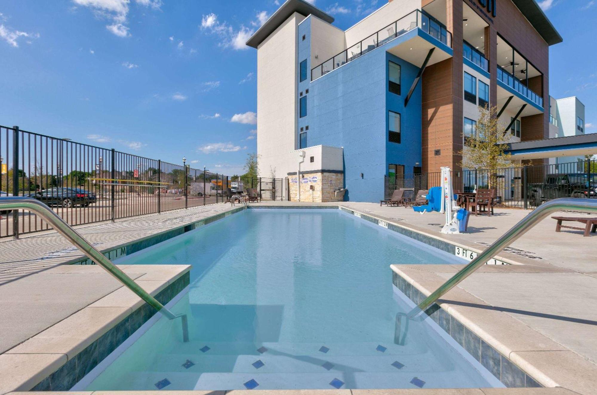 The Elm, A Ramada By Wyndham Hotel Little Elm Eksteriør billede